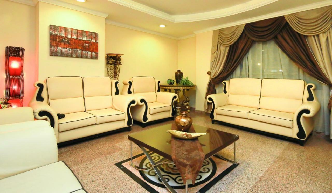 La Villa Hotel Ad-Dauha Zewnętrze zdjęcie